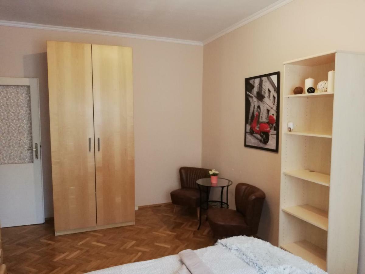 巴拉顿菲赖德Lili Apartman公寓 外观 照片